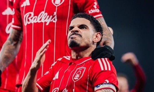 吉布斯-怀特：曼城肯定更多地控球，而我们保持耐心把握机会