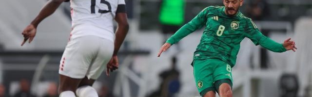 沙特热身赛3比1取胜 海湾杯赛前受伤病困扰变化大